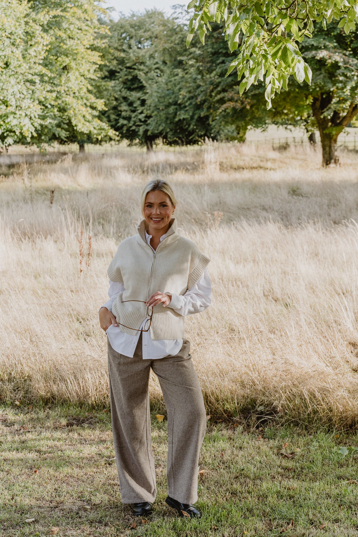 AWRAGNA Trousers - Silver Mink